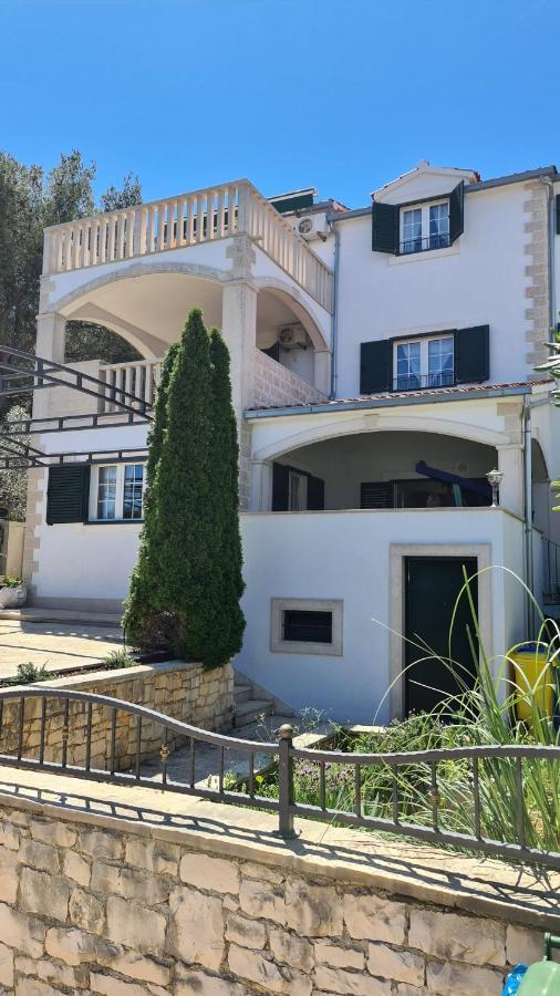 Apartments Serenity 苏佩塔尔 外观 照片